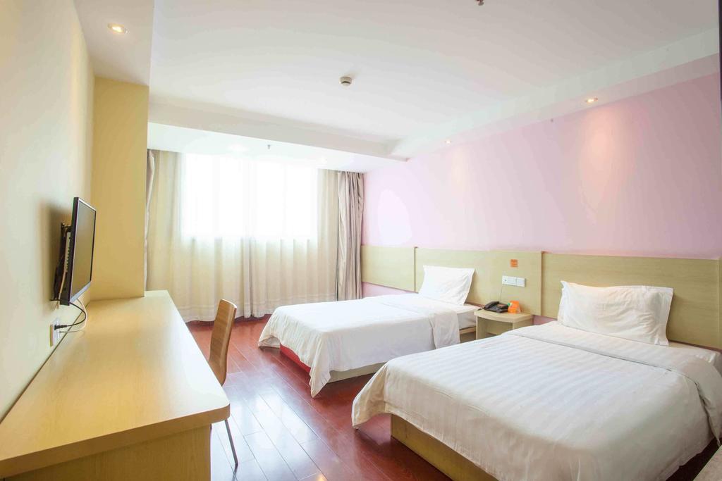 7Days Inn Foshan Qiandeng Lake Nangui Road Subway Station Номер фото