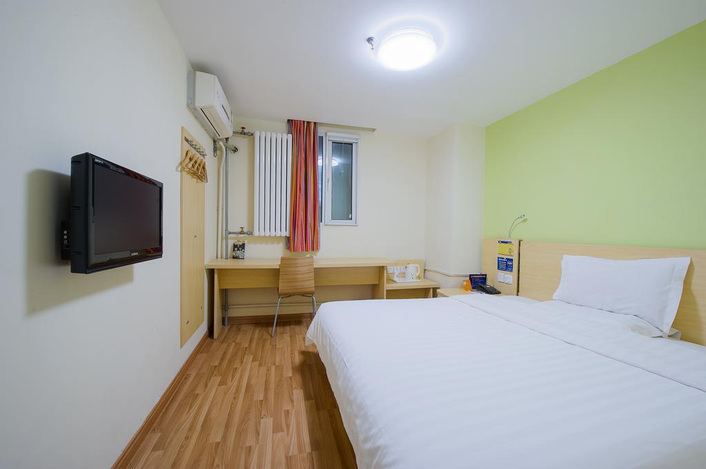 7Days Inn Foshan Qiandeng Lake Nangui Road Subway Station Экстерьер фото